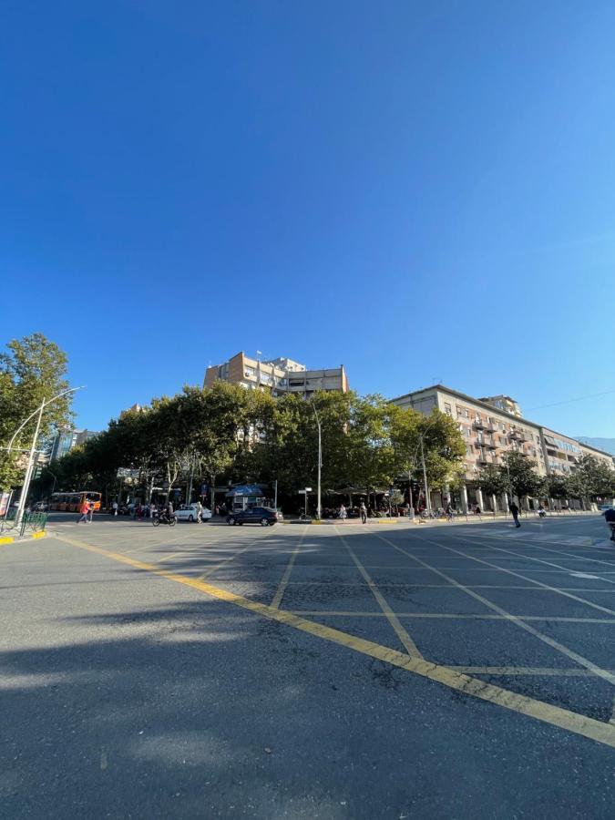 Apartment Centre View New Bazaar Тирана Екстериор снимка